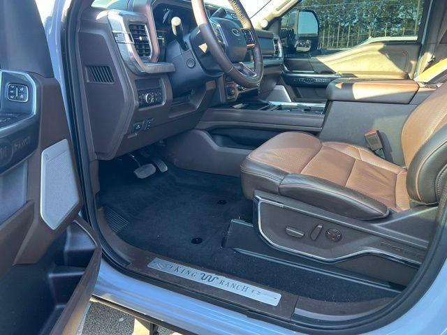 2025 Ford F-350SD King Ranch 4WD FX4