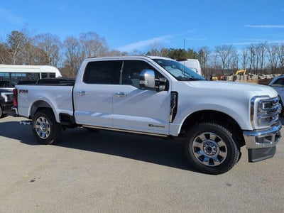 2026 Ford F-350SD Lariat