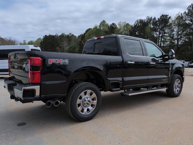 2026 Ford F-350SD F-350® Lariat®