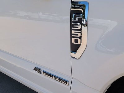 2022 Ford F-350SD Platinum 4WD