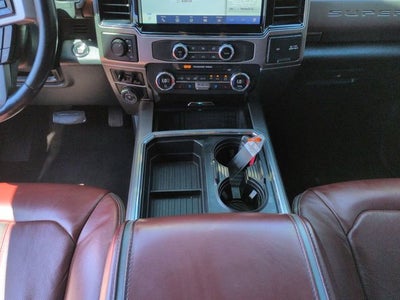 2022 Ford F-350SD Platinum 4WD