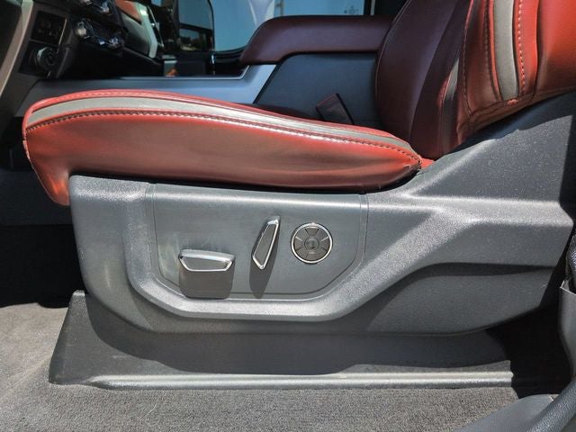 2022 Ford F-350SD Platinum 4WD