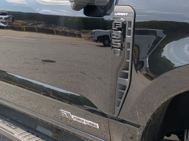 2025 Ford F-350SD Lariat