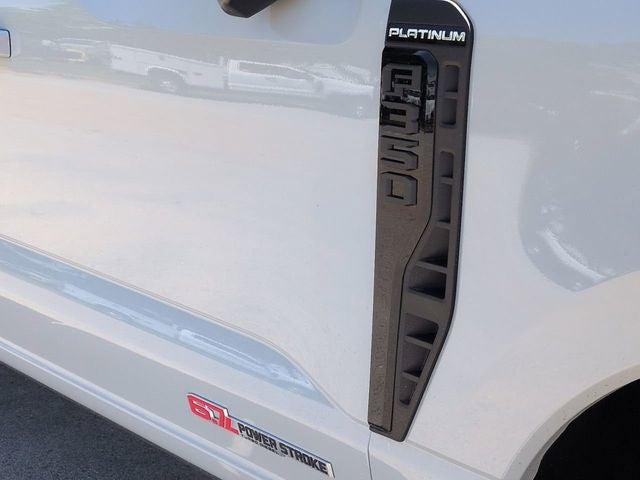 2026 Ford F-350SD Platinum DRW
