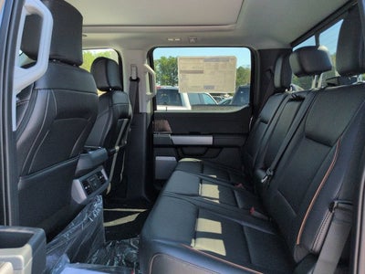 2027 Ford F-350SD Lariat DRW