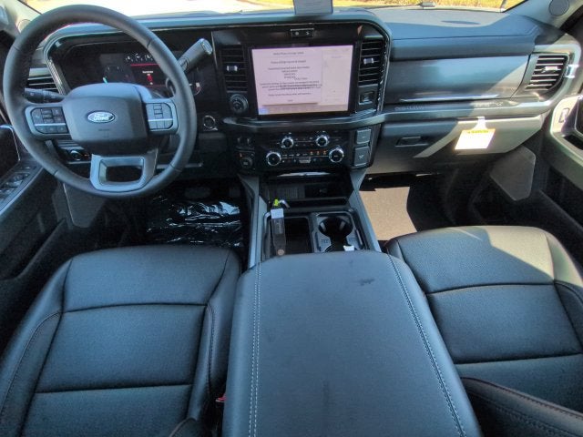 2027 Ford F-350SD Lariat DRW