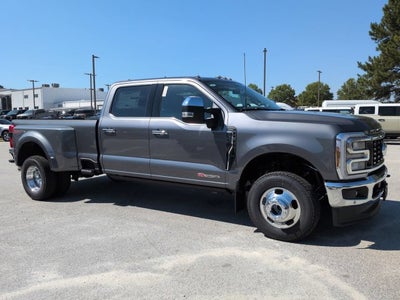 2027 Ford F-350SD Lariat DRW