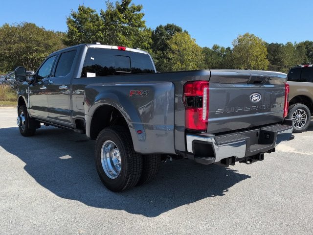 2027 Ford F-350SD Lariat DRW