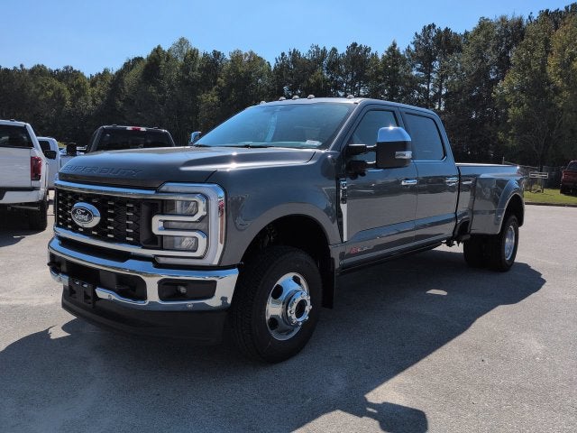 2027 Ford F-350SD Lariat DRW