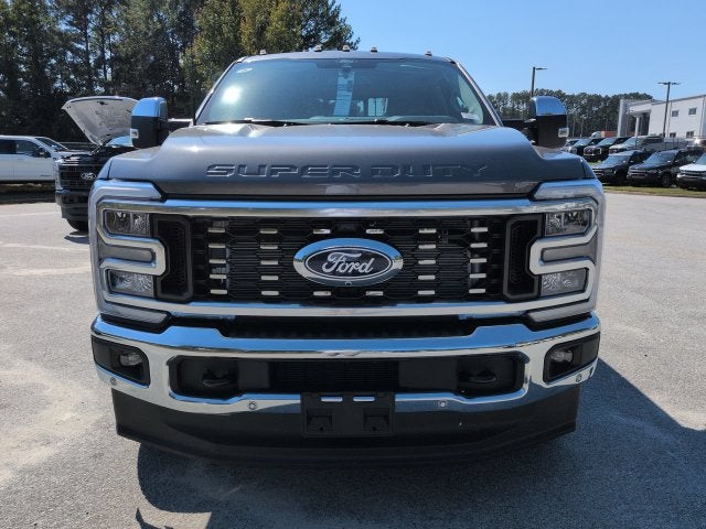 2027 Ford F-350SD Lariat DRW