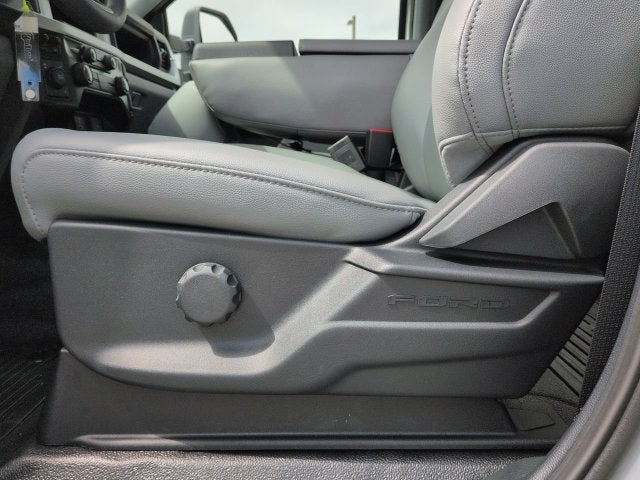 2027 Ford F-350SD XL DRW