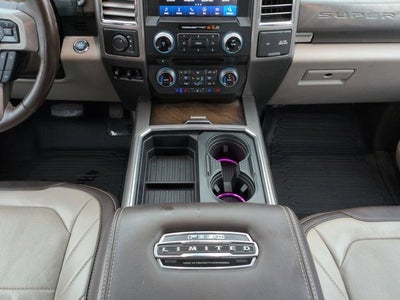 2018 Ford F-350SD Limited DRW 4WD FX4