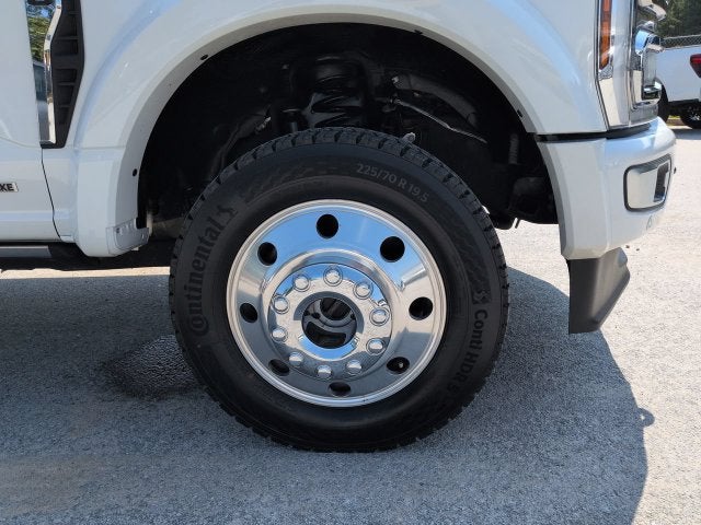 2025 Ford F-450SD Platinum DRW 4WD FX4 DP
