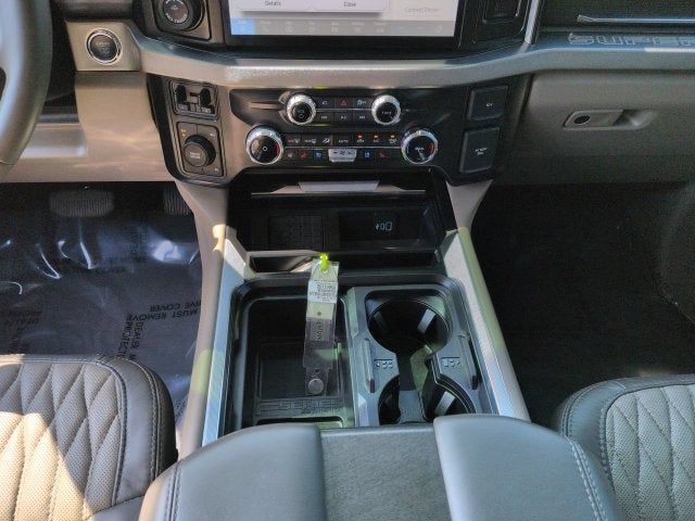 2025 Ford F-450SD Platinum DRW 4WD FX4 DP