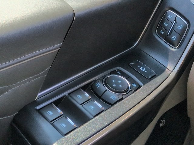 2025 Ford F-450SD Platinum DRW 4WD FX4 DP