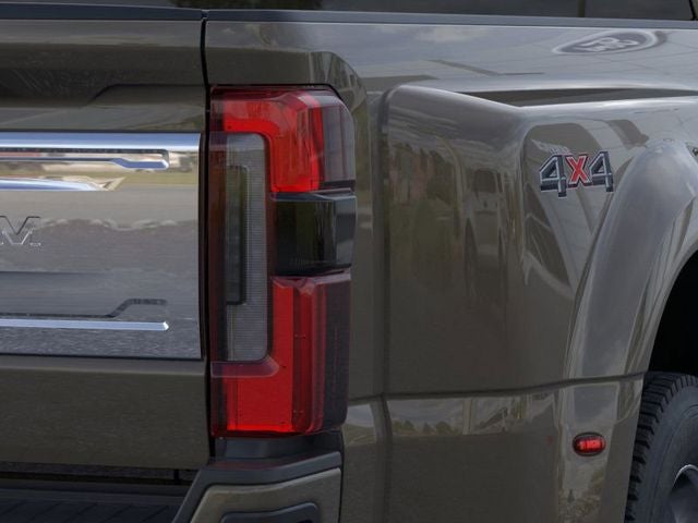 2026 Ford F-450SD Platinum DRW DP