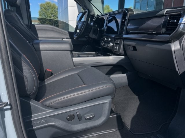 2026 Ford F-450SD Lariat DRW