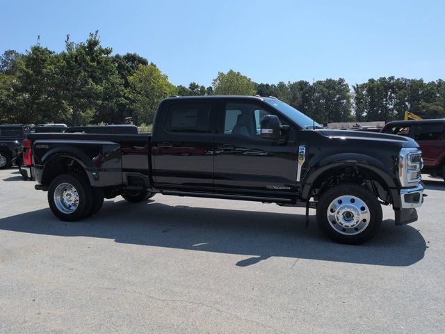 2026 Ford F-450SD Lariat DRW