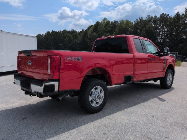 2027 Ford F-350SD XLT