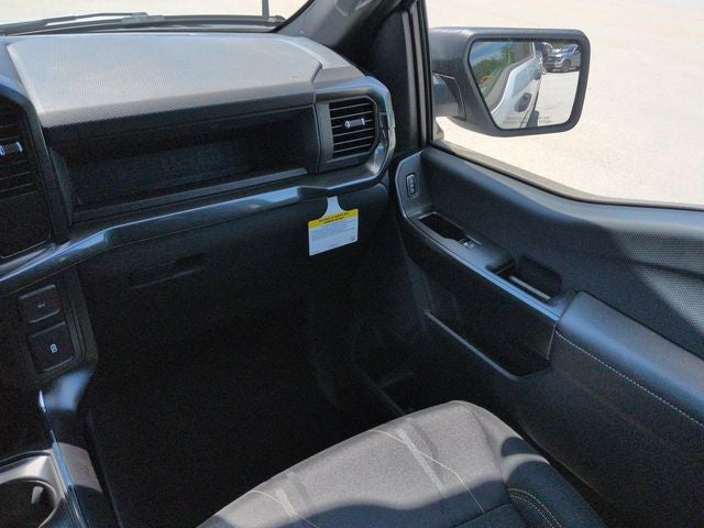 2025 Ford F-150 STX cc