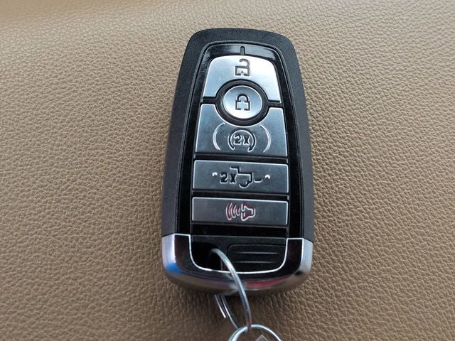 2023 Ford F-150 Lariat 4WD FX4