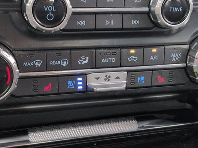 2022 Ford F-150 Lariat 4WD FX4