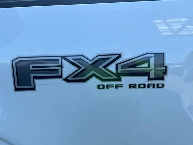 2023 Ford F-150 XLT 4WD FX4