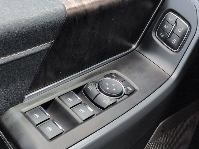 2023 Ford F-150 Lariat 4WD