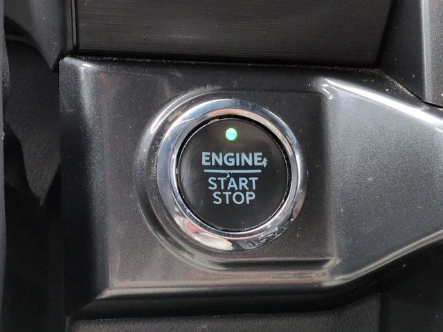 2022 Ford F-150 XLT 4WD FX4