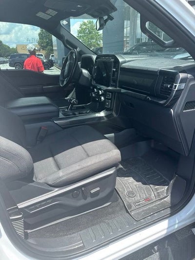 2023 Ford F-150 XLT 4WD Hybrid