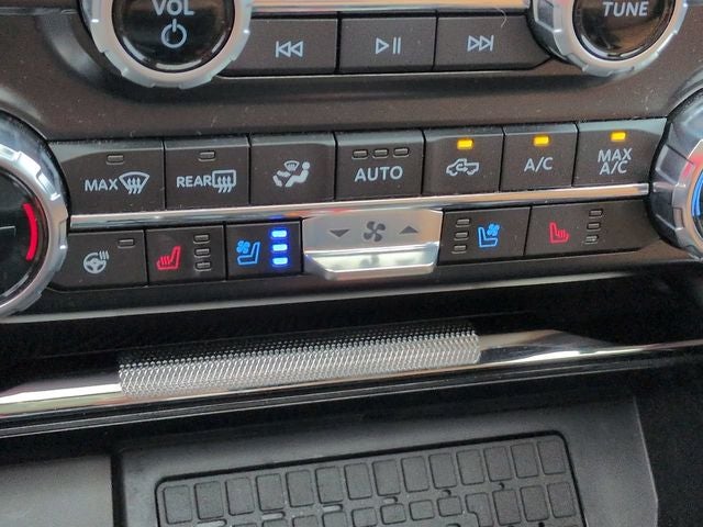 2023 Ford F-150 Platinum 4WD FX4 DP
