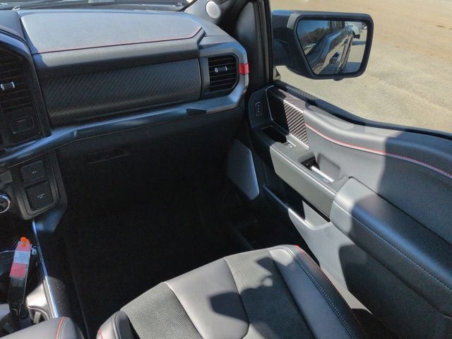 2025 Ford F-150 Raptor 37