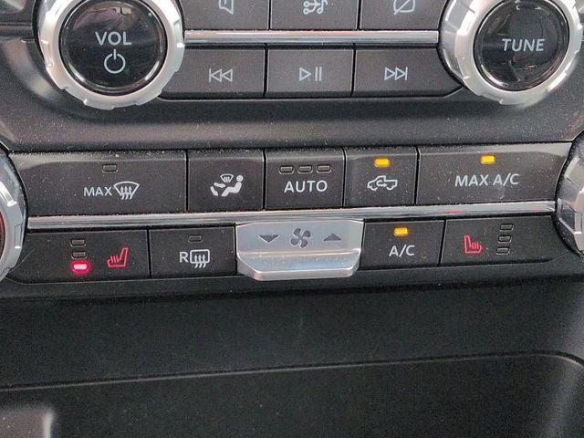 2024 Ford F-150 XLT 4WD FX4