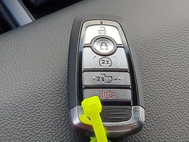 2025 Ford F-150 XLT 4WD