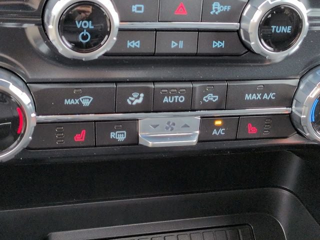 2025 Ford F-150 XLT cc