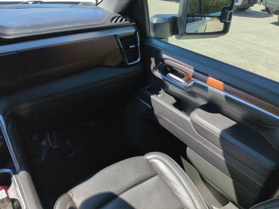 2025 GMC Sierra 2500HD Denali 4WD X31