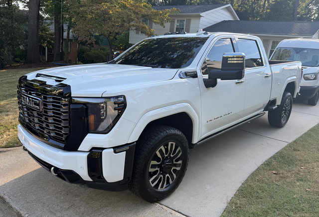 2026 GMC Sierra 2500HD Denali Ultimate 4WD X31