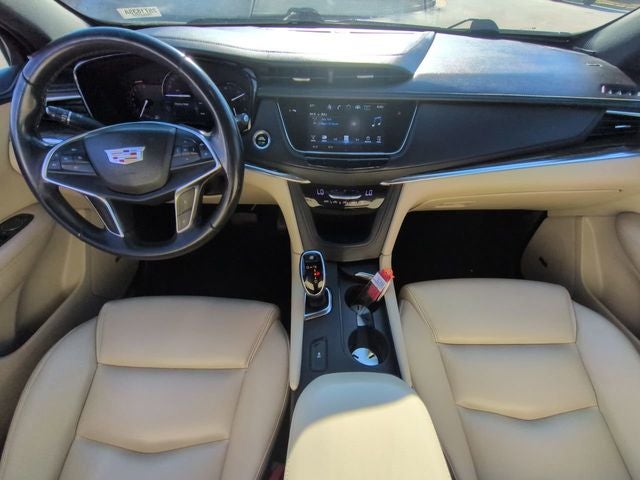 2017 Cadillac XT5 Base