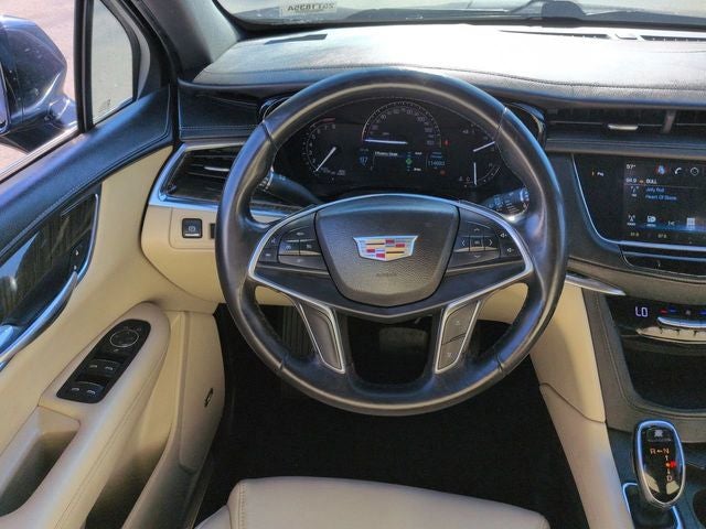 2017 Cadillac XT5 Base