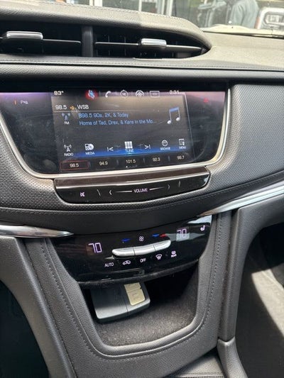 2017 Cadillac XT5 Luxury