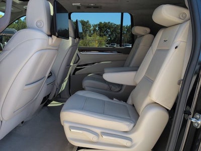 2026 Cadillac Escalade ESV Platinum Edition Sport Onyx 4WD