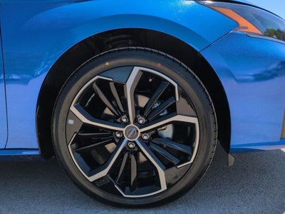 2025 Nissan Altima 2.5 SR