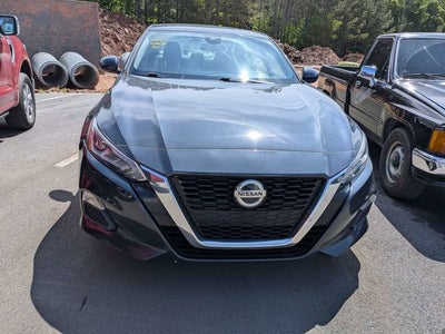 2022 Nissan Altima 2.5 SV