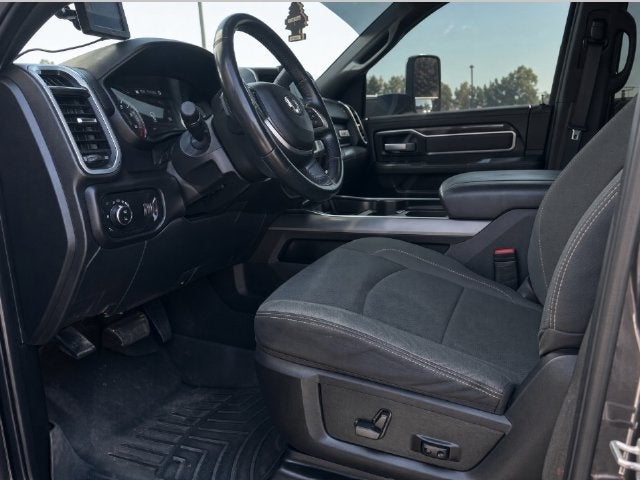 2022 RAM 3500 Big Horn 4WD Night DRW