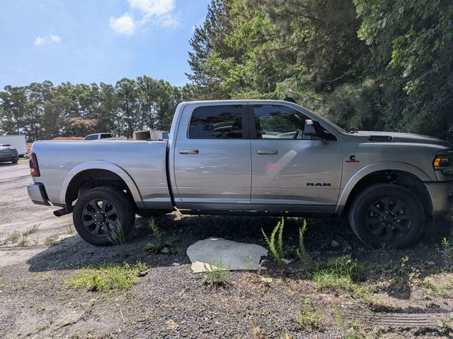 2022 RAM 2500 Laramie 4WD Night