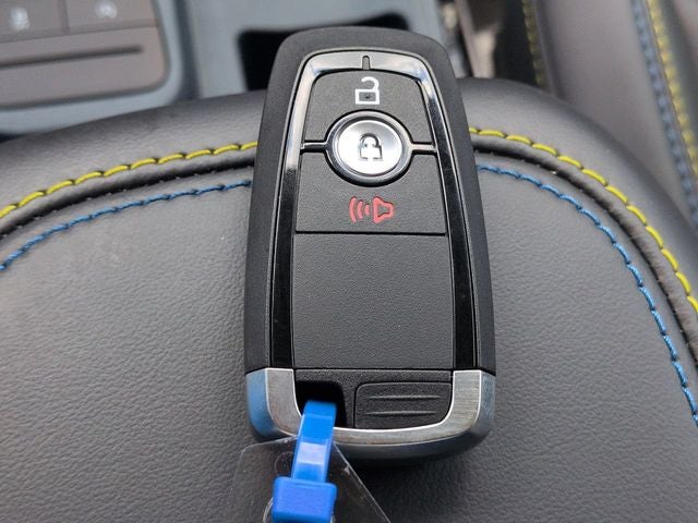 2026 Ford Maverick Lobo Standard CC