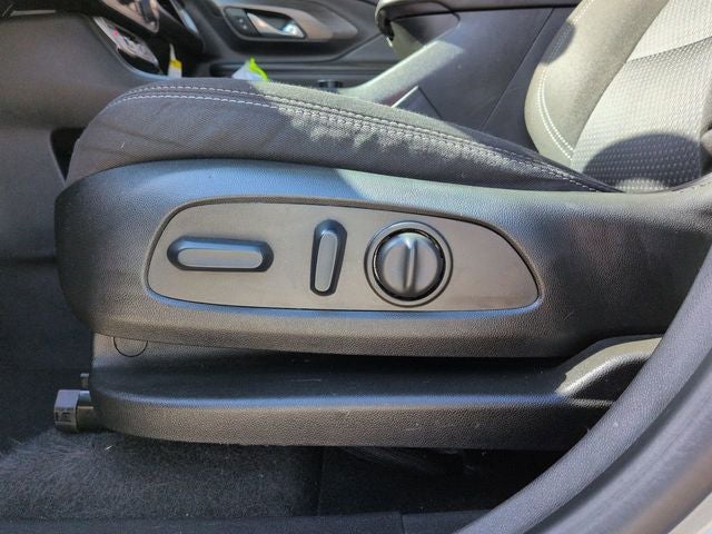 2023 GMC Terrain SLE Elevation