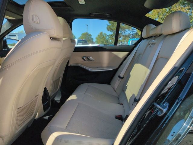 2022 BMW 3 Series 330e xDrive