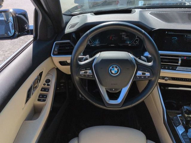 2022 BMW 3 Series 330e xDrive