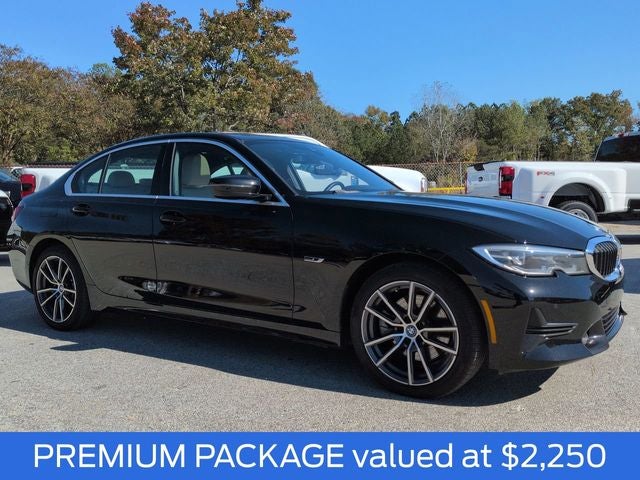 2022 BMW 3 Series 330e xDrive